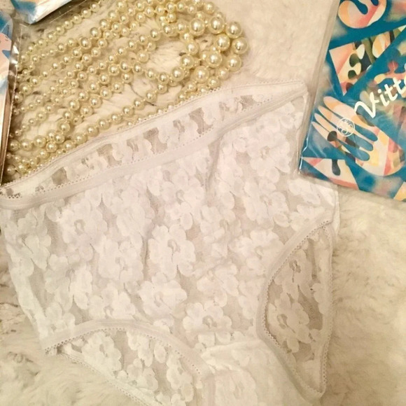 Vintage - NWT Lace Undies - Black - Picture 1 of 4